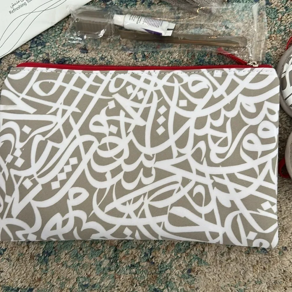 NEW Emirates Airlines Toiletries Bag with Doubles